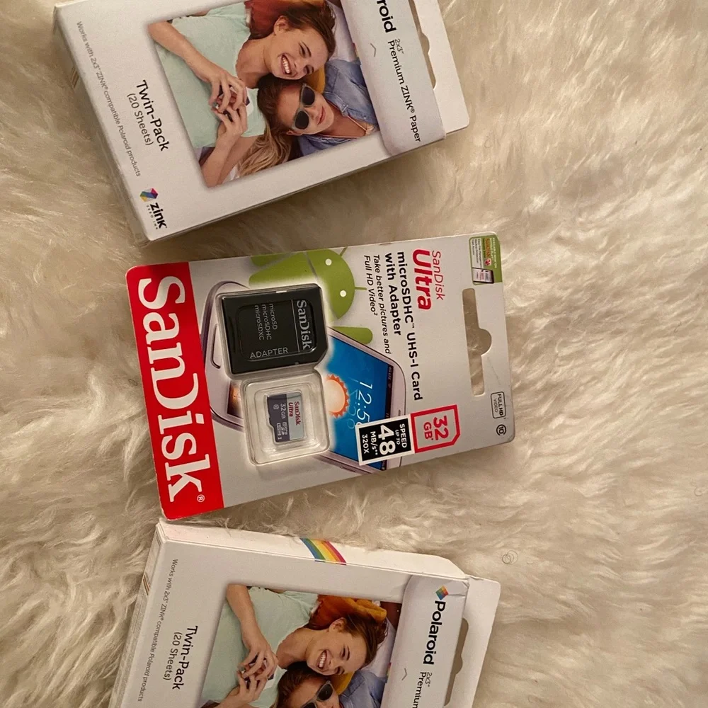 Polaroid Instant Print Digital Camera w/SD card and film